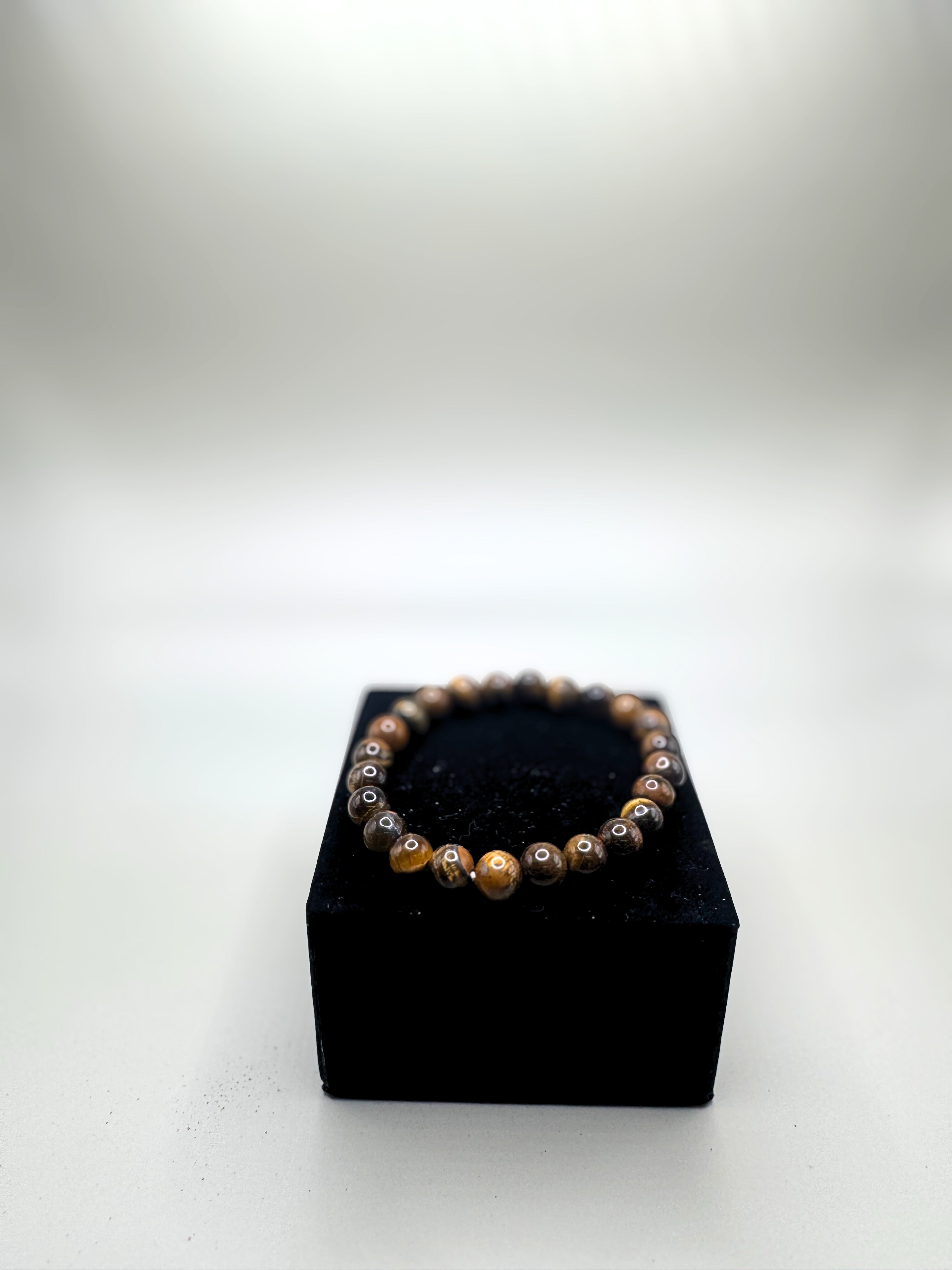 Tigers eye bracelet.