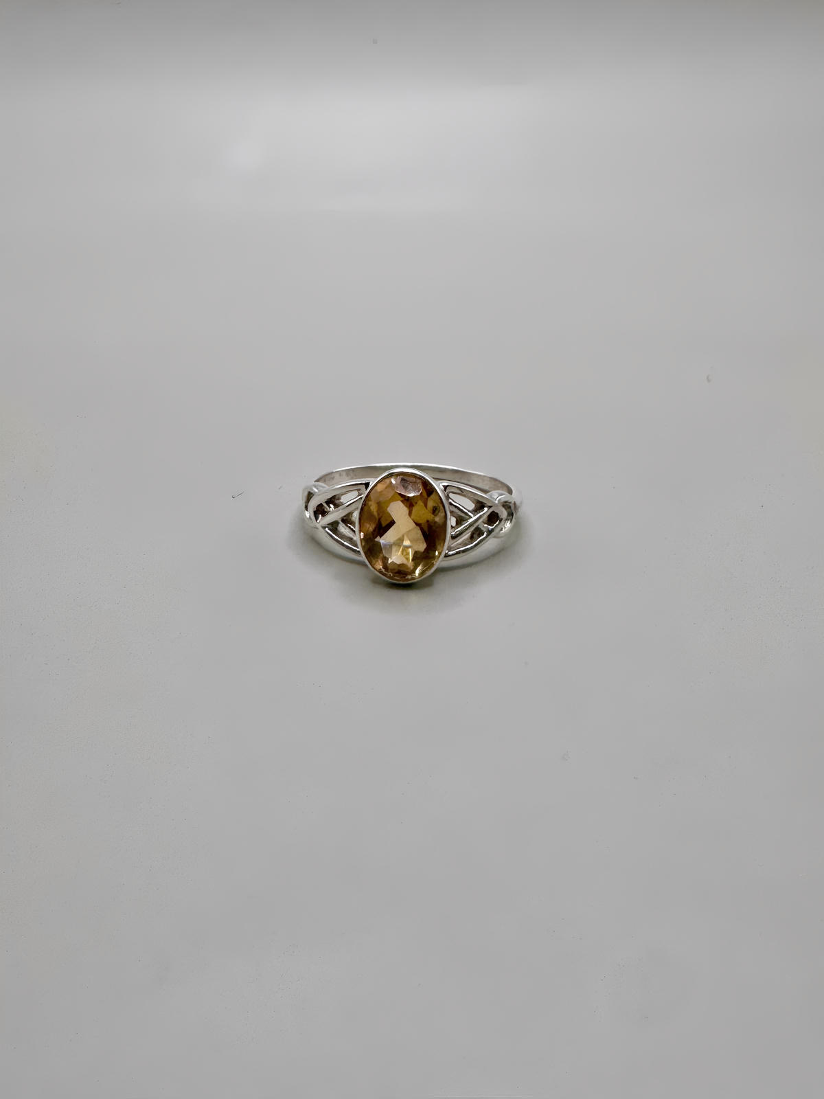 CITRINE OVAL RING
