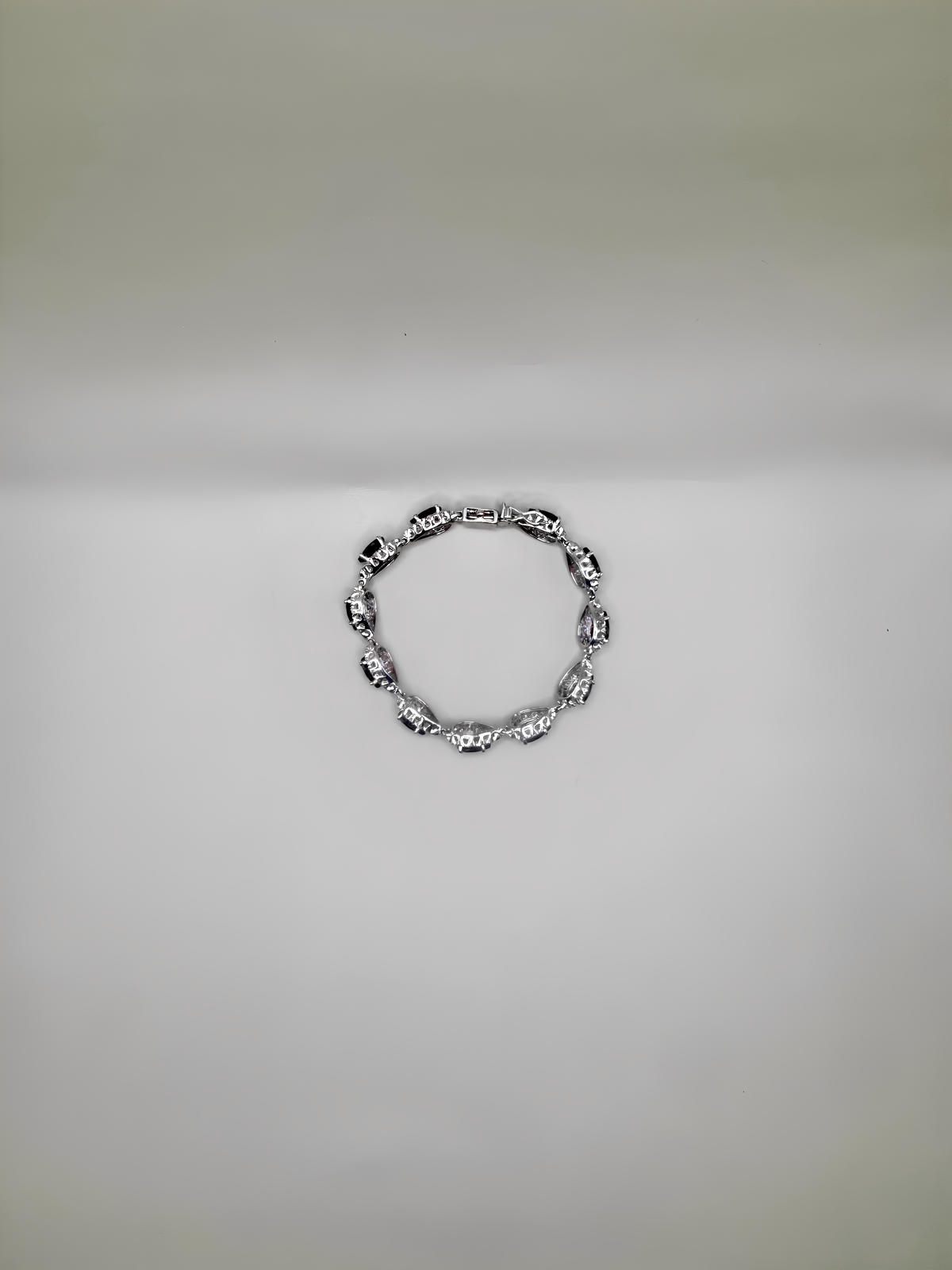 GARNET AND CLEAR QUARTZ BRACELET