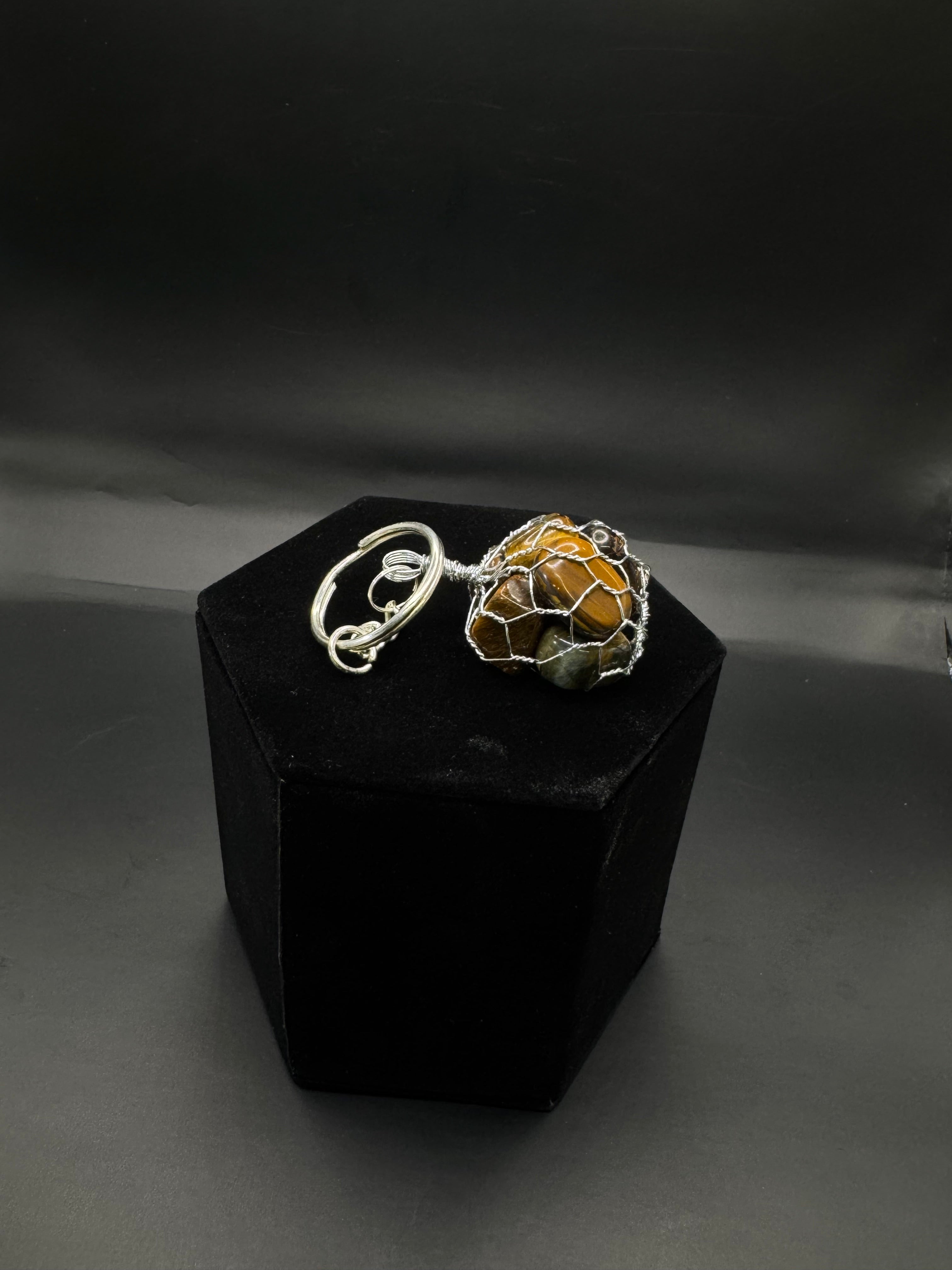 Tigers eye key chain.